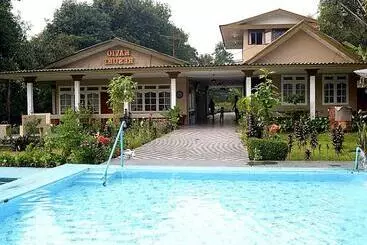 Pensão Residences By Reddoorz Near Taman Safari