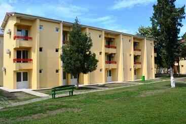 Hotel Complex Marea Neagra