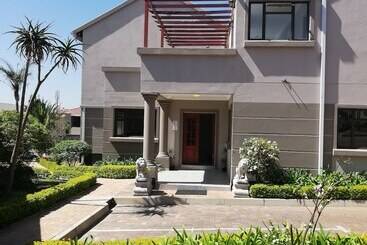 Bed & Breakfast Atlantic Pearl Guest House