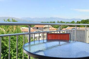 Hotel Apartment's Meti