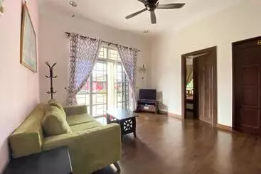 Majatalo Besut Guesthouse