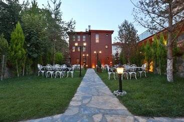 Otel Kemikzade Konagi