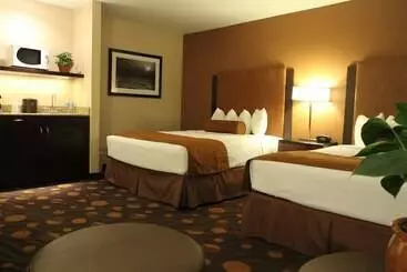 Best Western Plus Suites Hotel Coronado Island