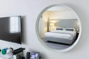 Mosaic Hotel Beverly Hills