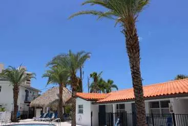 Siesta Key Beach Resort And Suites