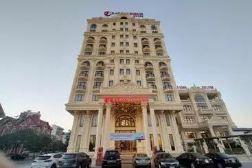 Hotelli Dragon Legend