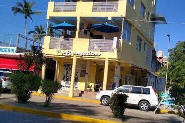 ホテル Los Bungalitos