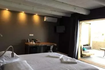 Nocleg ze śniadaniem Les Cabanons De Mémé Jeannette