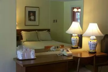 Lomakeskus Colonial Village