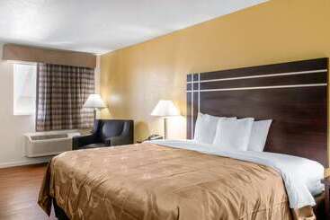 Otel Quality Inn