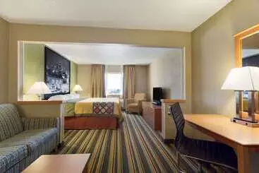 酒店 Super 8 By Wyndham Lees Summit