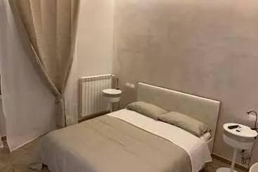 Bed and Breakfast Domus Monasteire