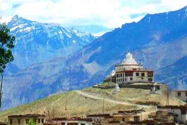 Tih   Hotel Omasila   Padum