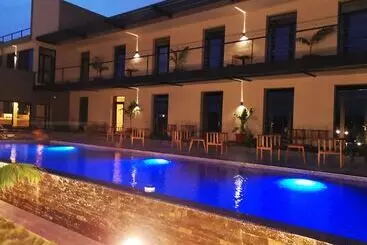 Hotel Au Bord De L'eau