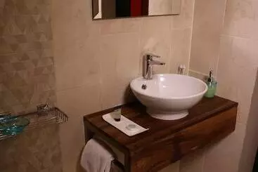 Hotel Au Bord De L'eau