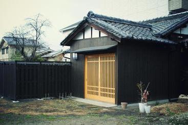 Pension Naraigoto Eena House