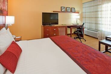 בית מלון כפרי Courtyard Houston The Woodlands