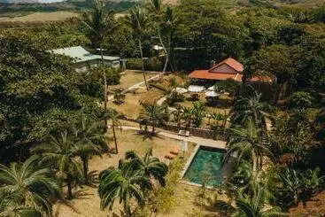Kaz'alala Hosted B&b