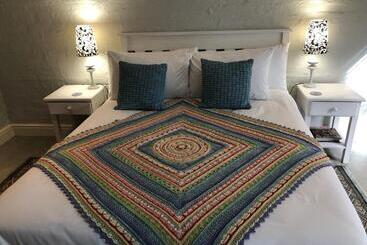 بنسيون The Lemon Tree