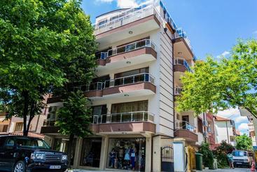 پانسیون Guest House Saint Apostol