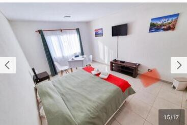 公寓式酒店  Newen Bed And Breakfast