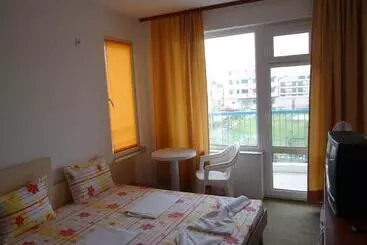 Pensión Lilia Guest House