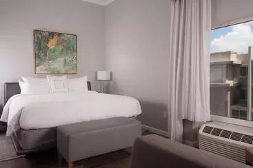 ホテル Courtyard Charleston Waterfront