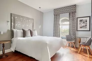 בית מלון כפרי The Crescent Powered By Sonder