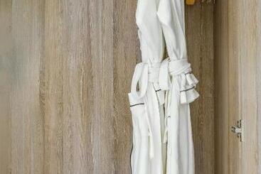 Atour Hotel Hangzhou West Lake