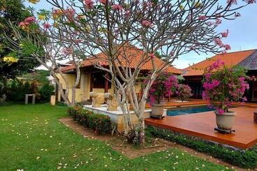 هتل Bale Solah Lombok Holiday Resort