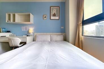 پانسیون Adagio Hostel