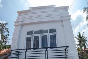 پانسیون Nhà Nghỉ Hoa Phát