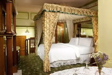 ホテル Doryman's Oceanfront Inn