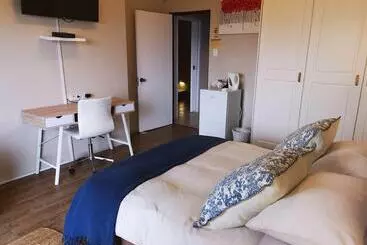 پانسیون Cove View Bed & Breakfast