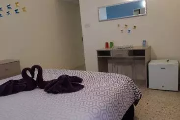 پانسیون Tarona Guesthouse