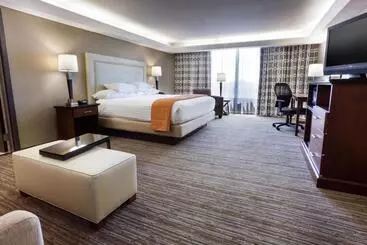 فندق Drury Inn & Suites Kansas City Airport