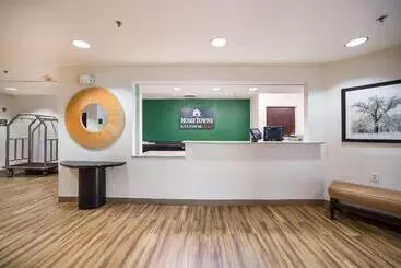 בית מלון כפרי Hometowne Studios By Red Roof St. Louis   Airport/n Lindbergh