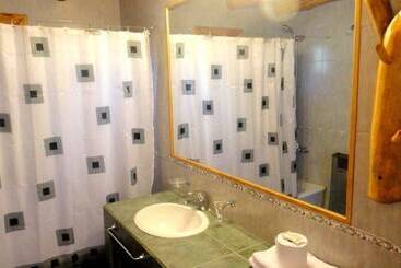 خانه Cabañas El Refugio De Puelo