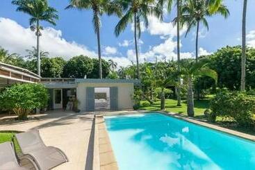 Pension (Hôtel basse catégorie) L’échappée Belle