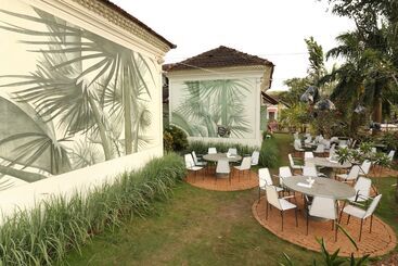 Apartamentos turísticos The Project Cafe Goa