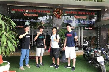 تختخواب و صبحانه Viet Village Hotel & Travel