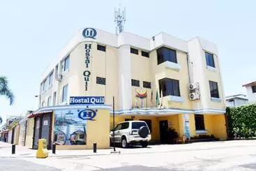 پانسیون Hostal Quil