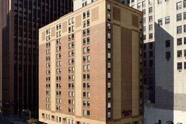 هتل Hampton Inn Clevelanddowntown