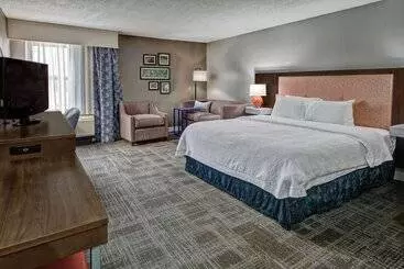 Отель Hampton Inn Tullahoma