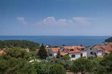 ツーリストアパートメント Apartment Nives