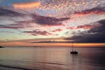 ツーリストアパートメント Garden Apartment On The Beach