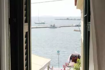 آپارتمانهای توریستها Villa Porto