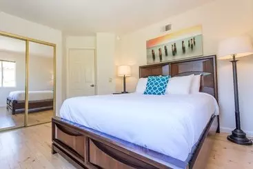 ツーリストアパートメント Chic 3br In La Jolla By Sonder