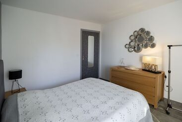 דירות לתיירים Le Moulin De Figari