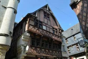 Turistihuoneistot La Maison Rouge
